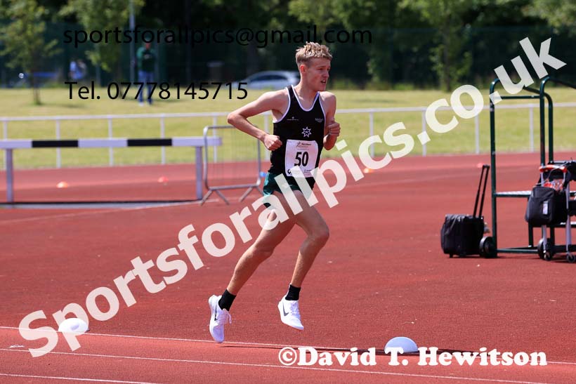 Senior Mens 5000 metres, 2024 Northern Senior and Under-20s Track and Field Champs, Middlesbrough.  Photo: David T. Hewitson/Sports for All Pics